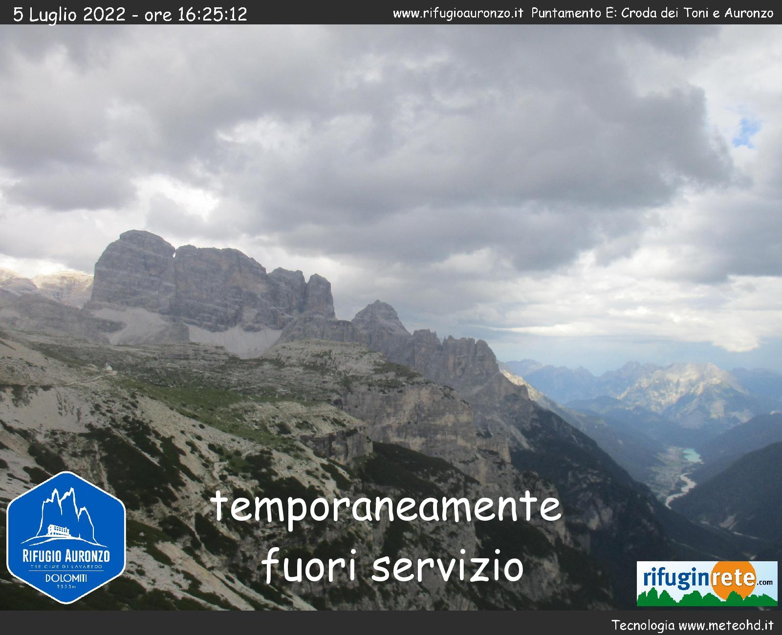 Webcam Rifugio Auronzo - puntamento E: Croda dei Toni